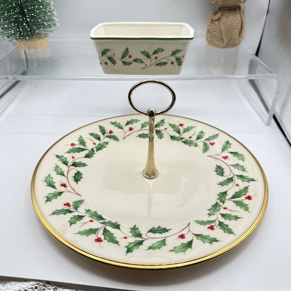 Lenox Holiday Pastry Serving Plate Mini Loaf Pan Holly Berries Christmas
